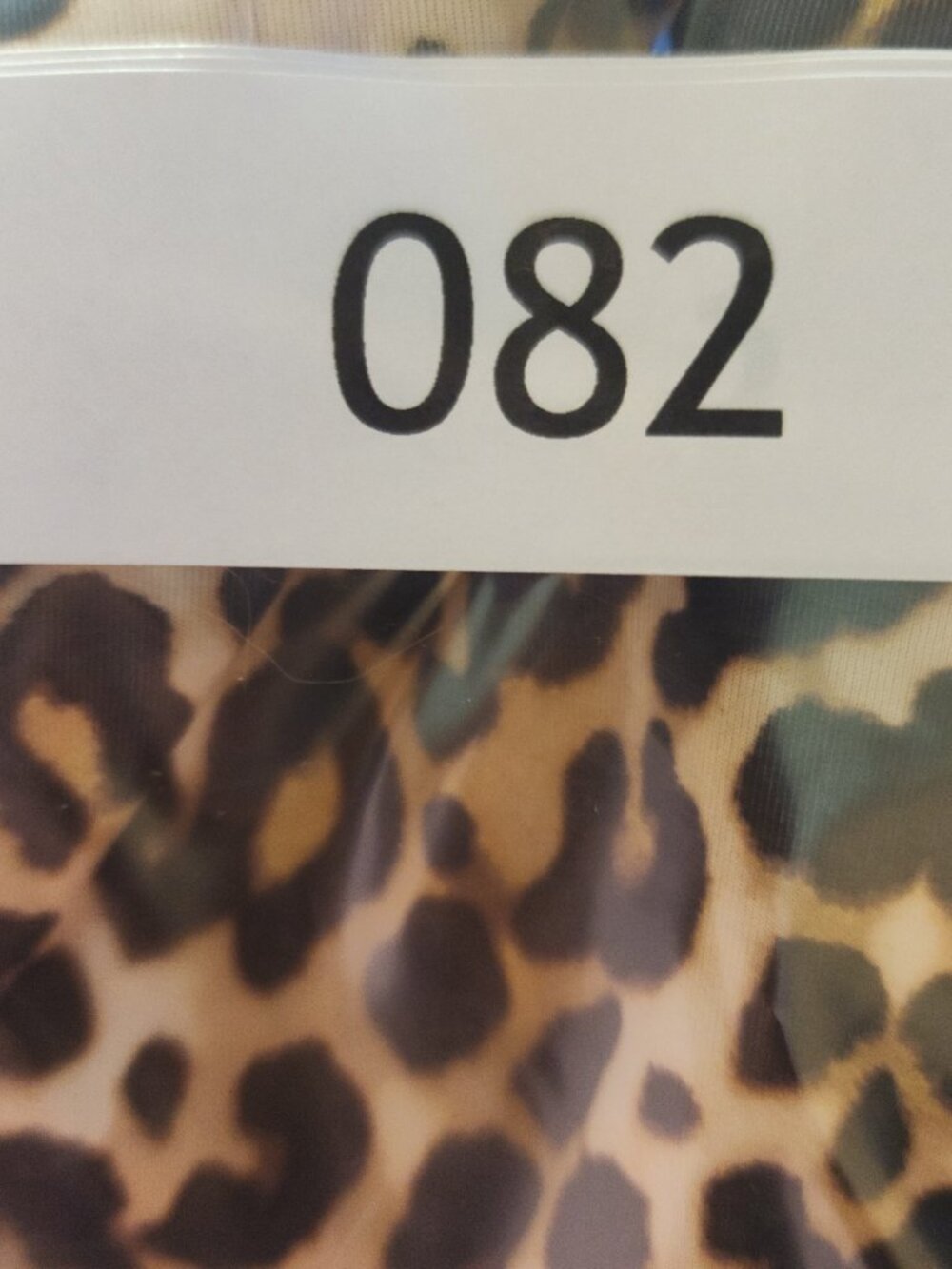 Paramour Felina Carolina Seamless Plunge Bra 42H Leopard Lace Racerback NWT - Picture 10 of 10